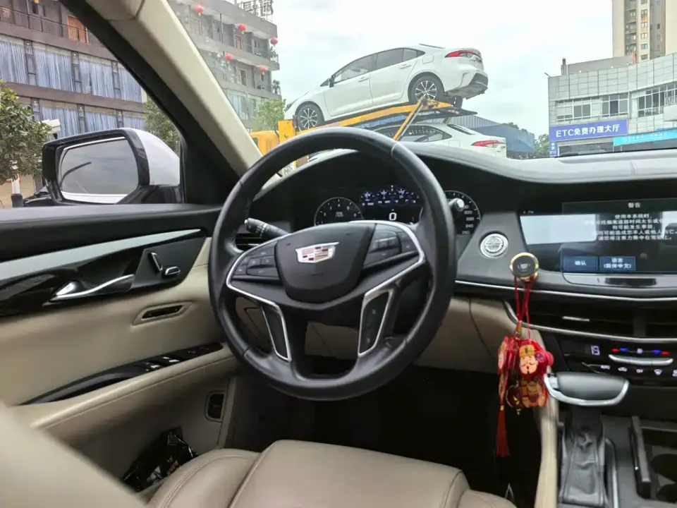 Cadillac CT6