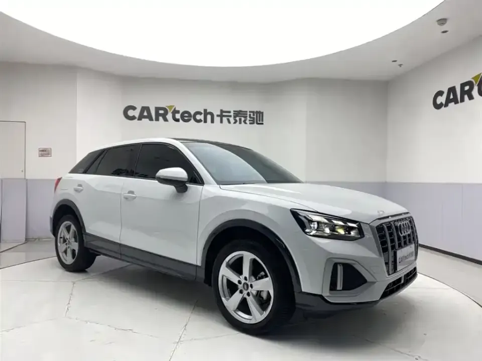 Audi Q2L
