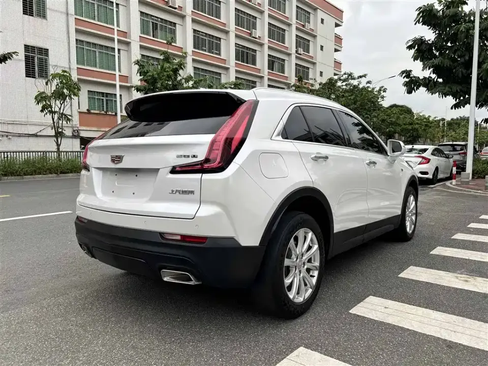 Cadillac XT4