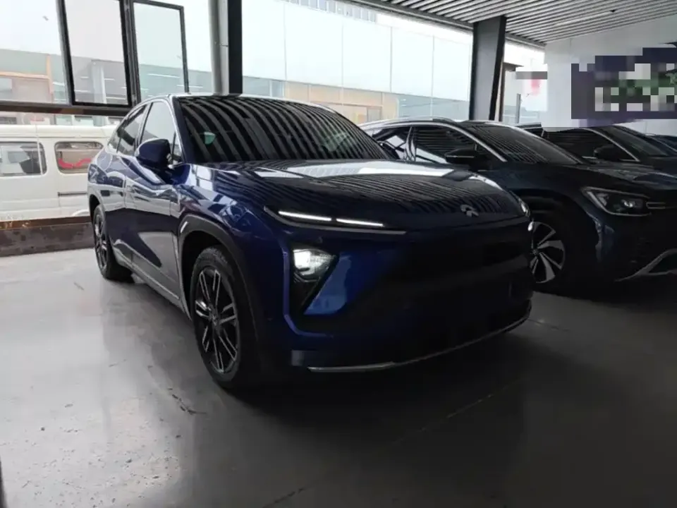 Nio EC6