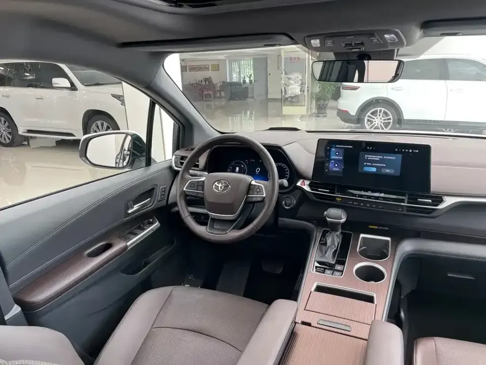 Toyota Granvia