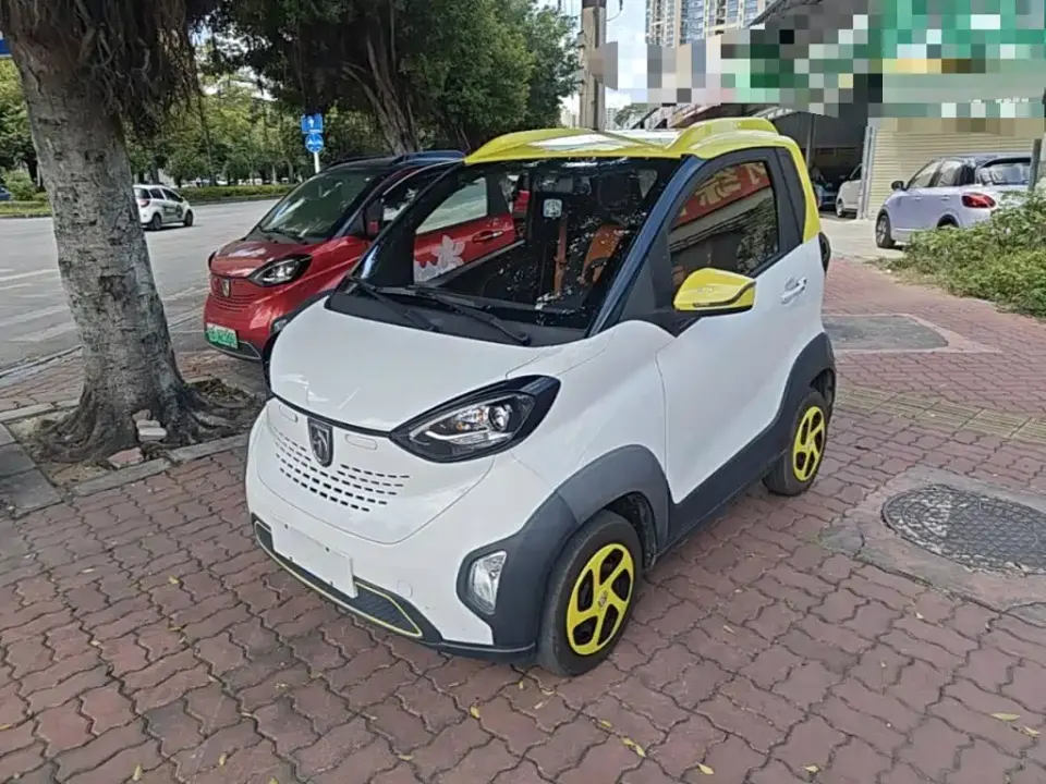 Baojun E100
