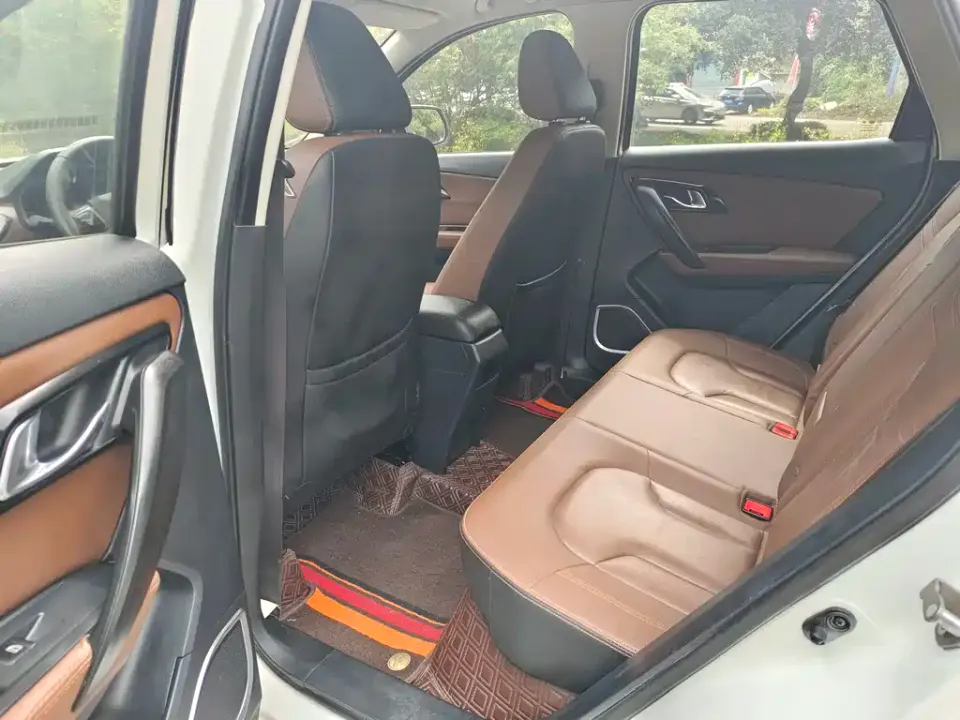FAW Senya R7