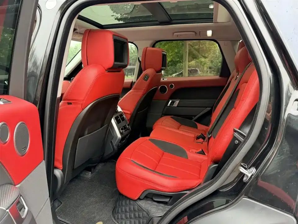 Land Rover Sport