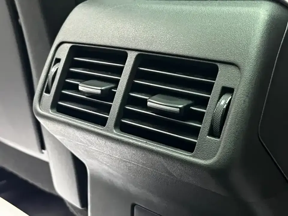 Land Rover Velar
