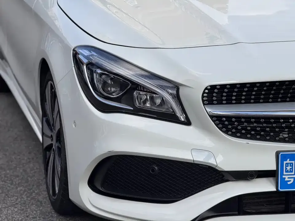 Mercedes-Benz CLA (Import)