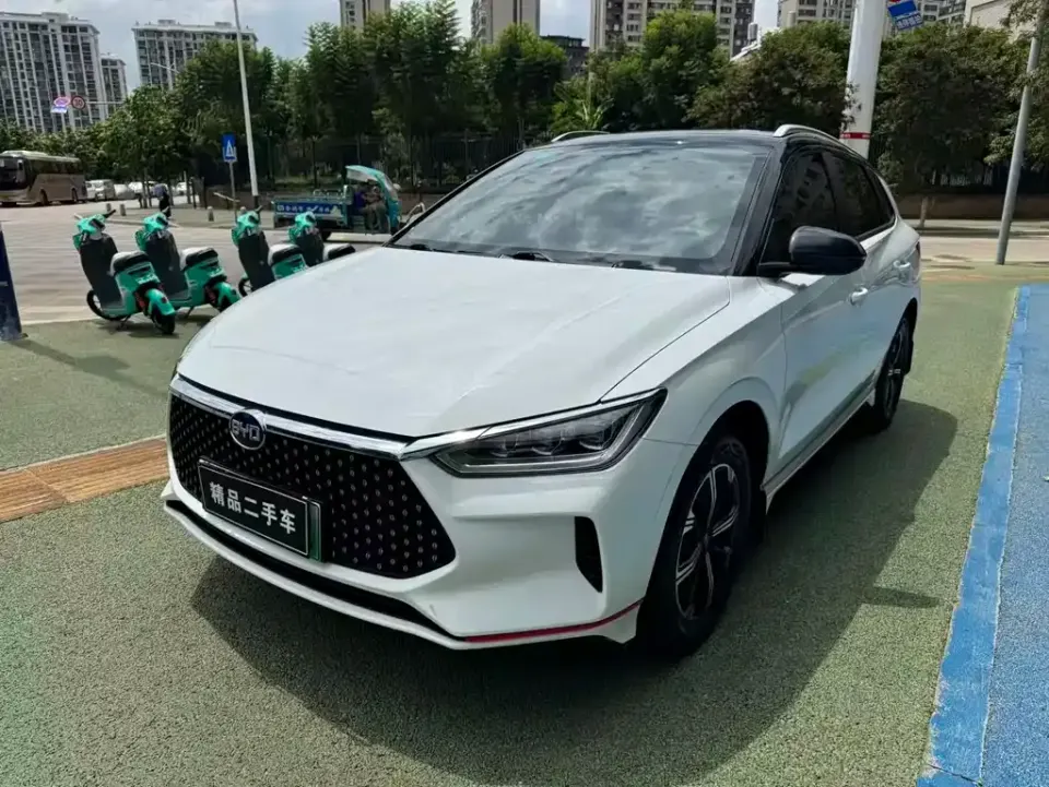 BYD e2