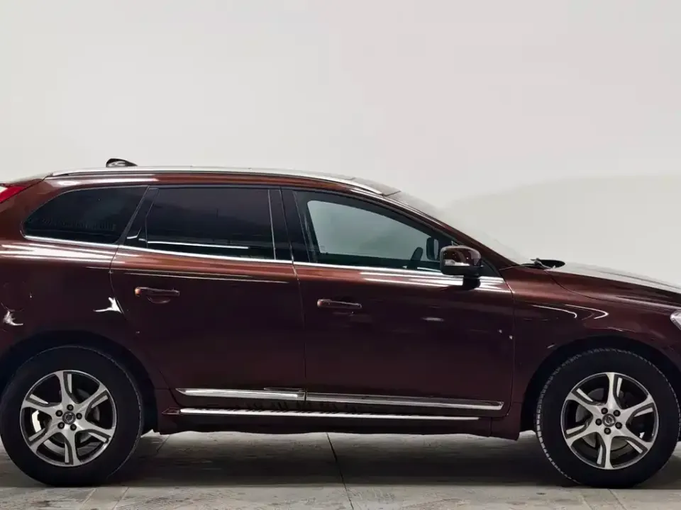 Volvo XC60 (Import)