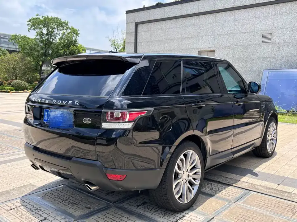 Land Rover Sport