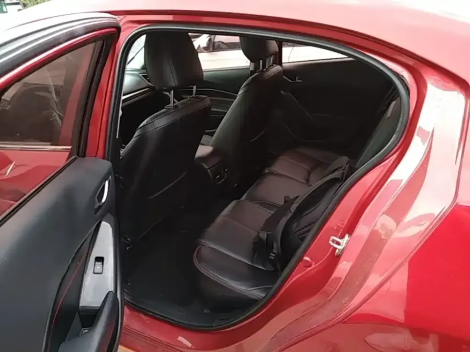 Mazda 3 Axela