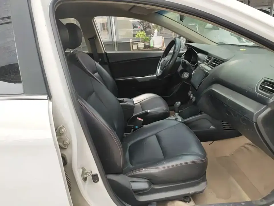 Kia K2