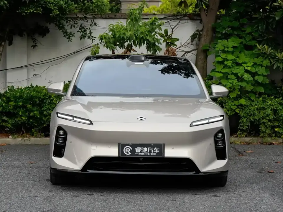 Nio ET5T