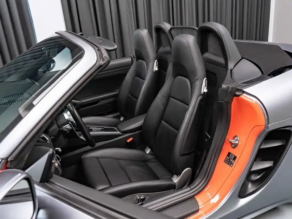 Porsche 718