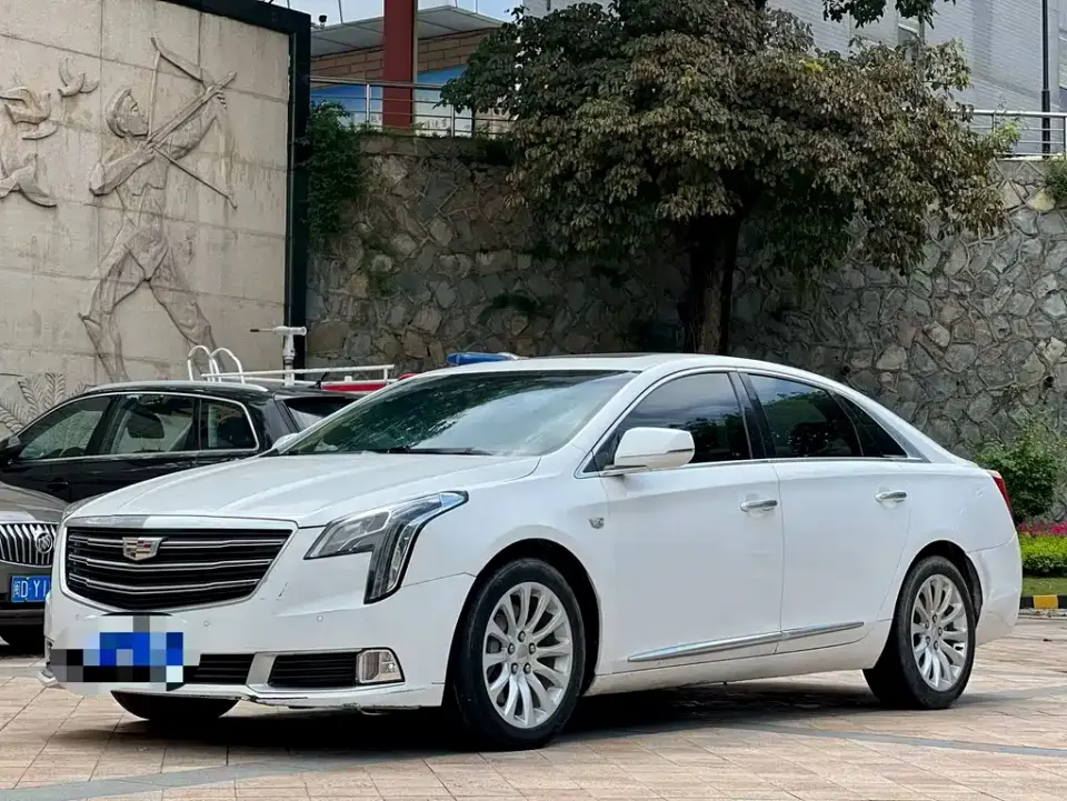 Cadillac XTS