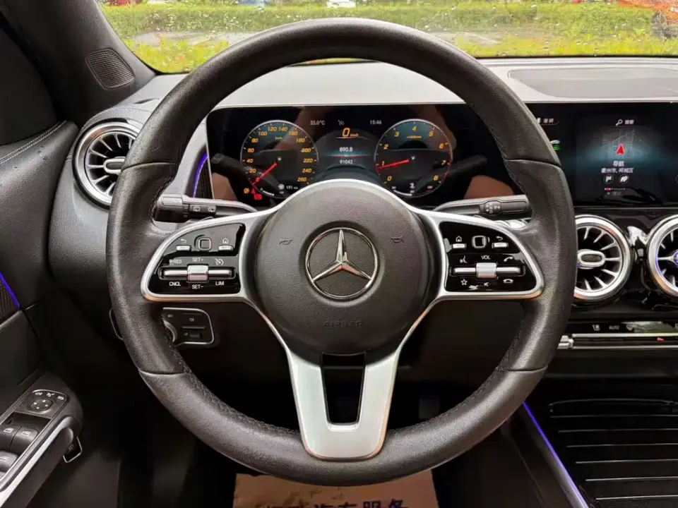 Mercedes-Benz GLB