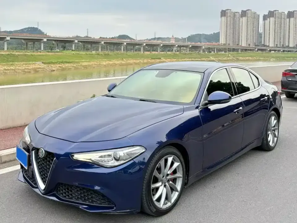 Alfa Romeo Giulia