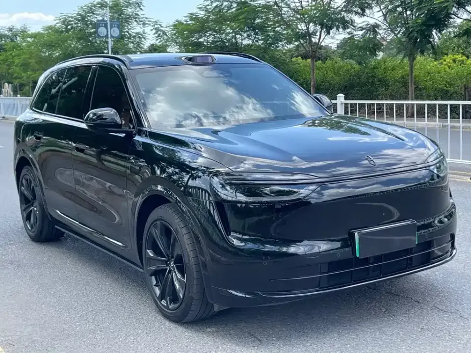AITO M7