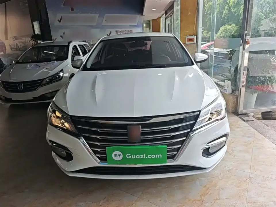Roewe i5