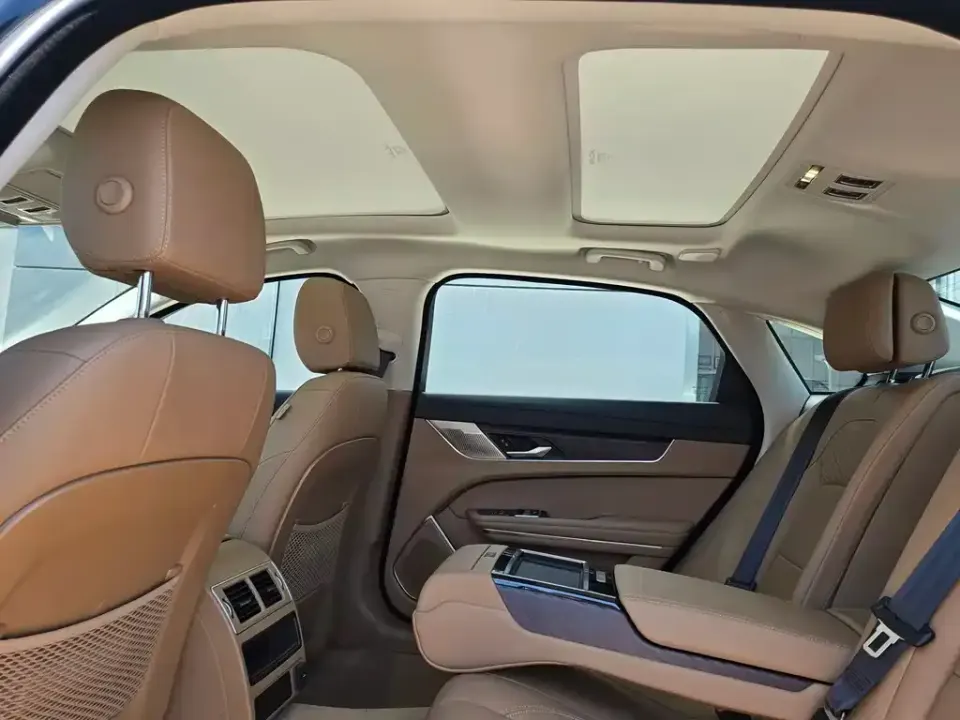 Jaguar XFL
