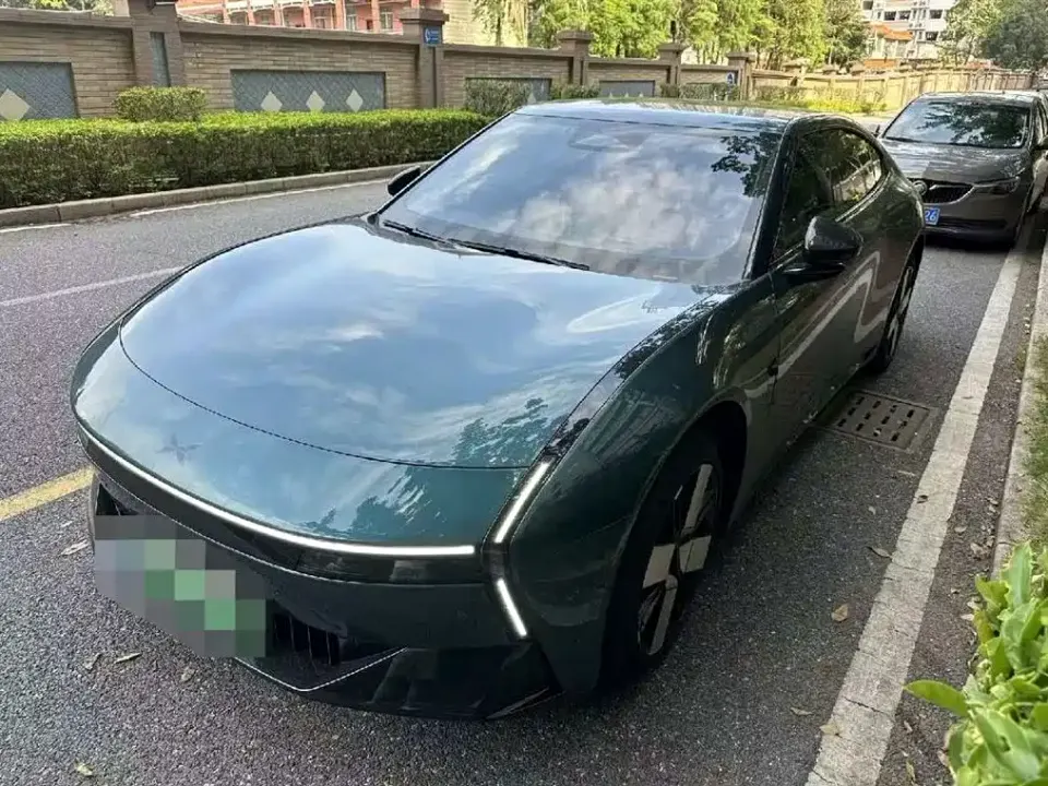 Xpeng P7