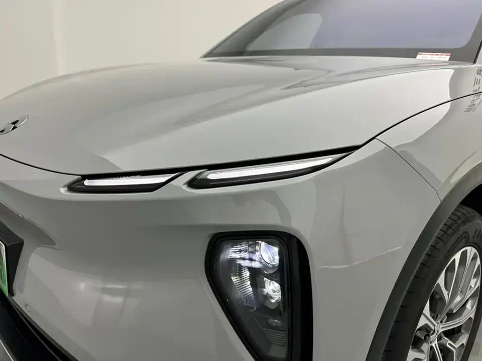 Nio EC6