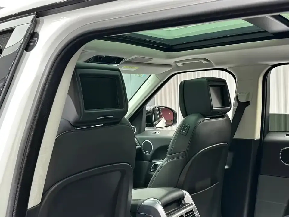 Land Rover Sport
