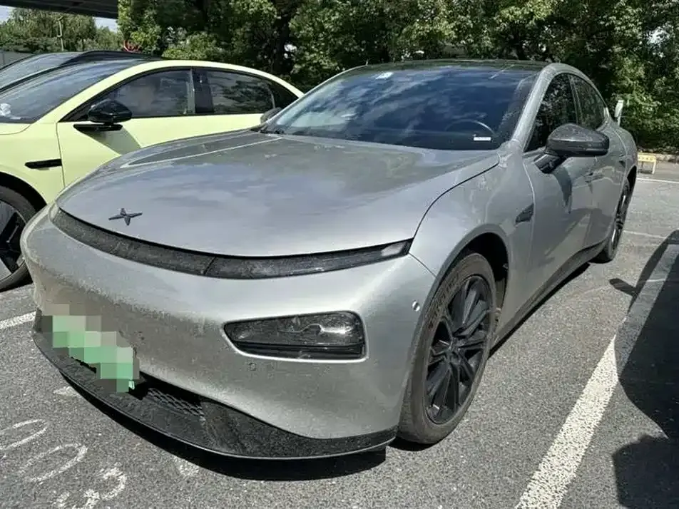 Xpeng P7