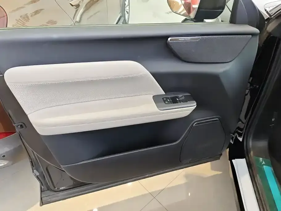 Volvo XC70 PHEV