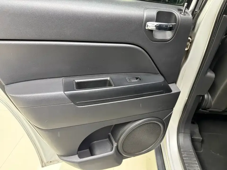 Jeep Compass (Import)