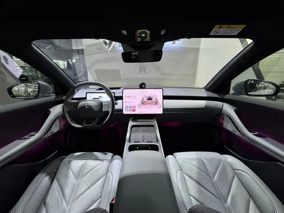 Nio ET5T