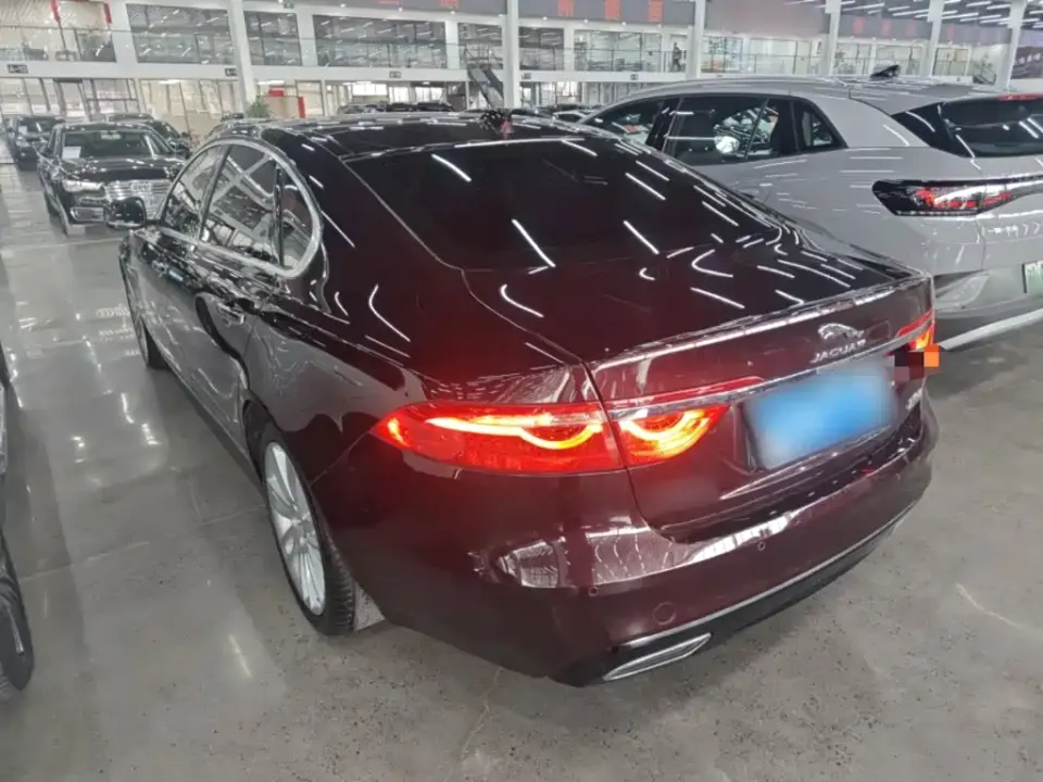 Jaguar XFL