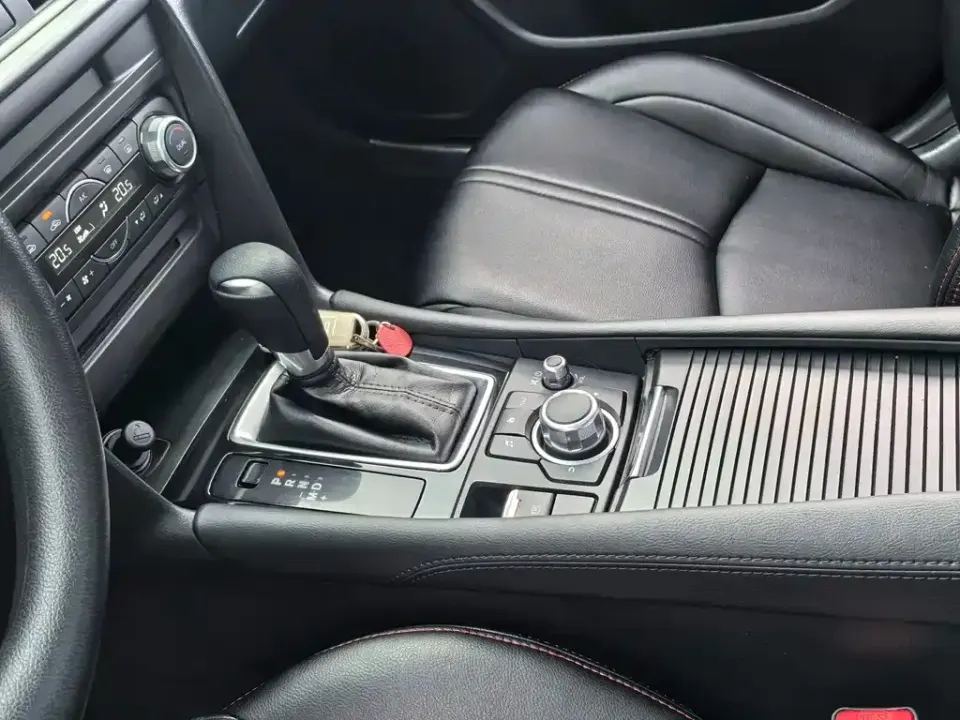 Mazda 3 Axela