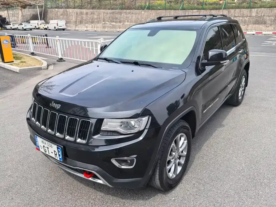 Jeep Grand Cherokee (Import)