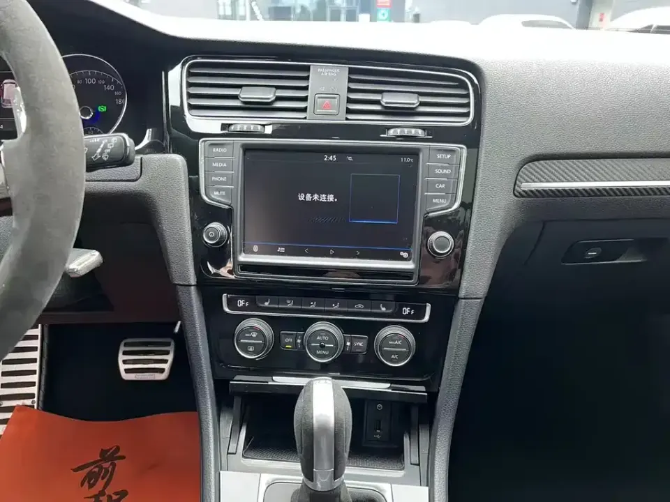 Volkswagen Golf (Import)