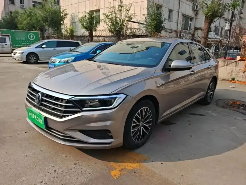 Volkswagen Sagitar