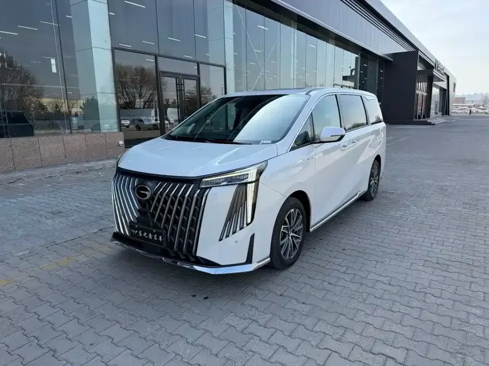 GAC Trumpchi M8