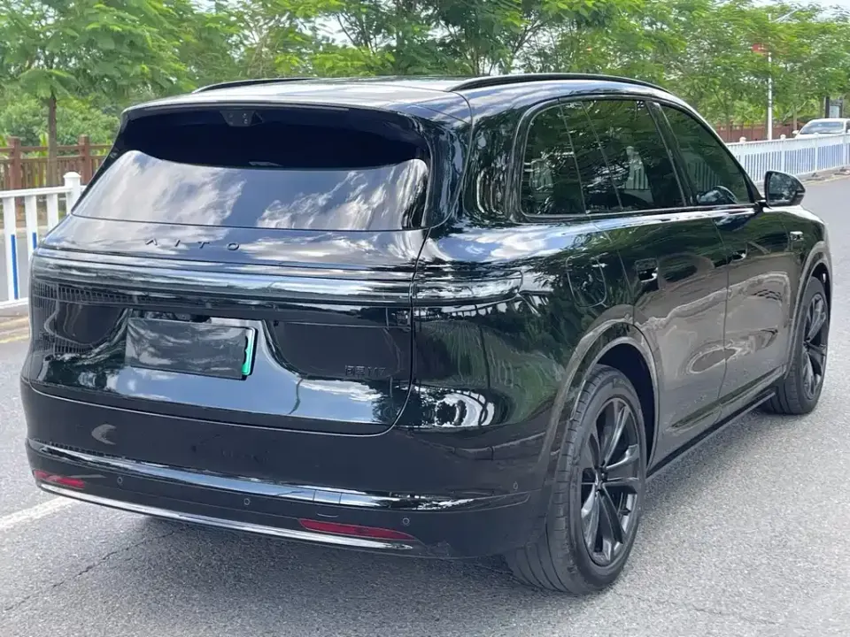 AITO M7