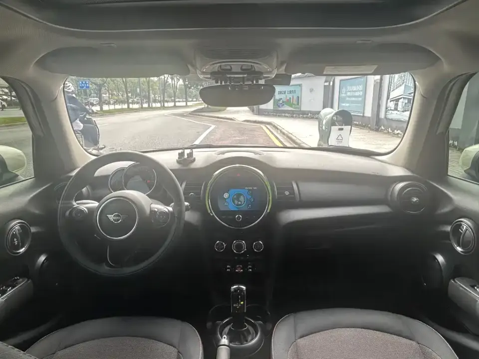 MINI Mini