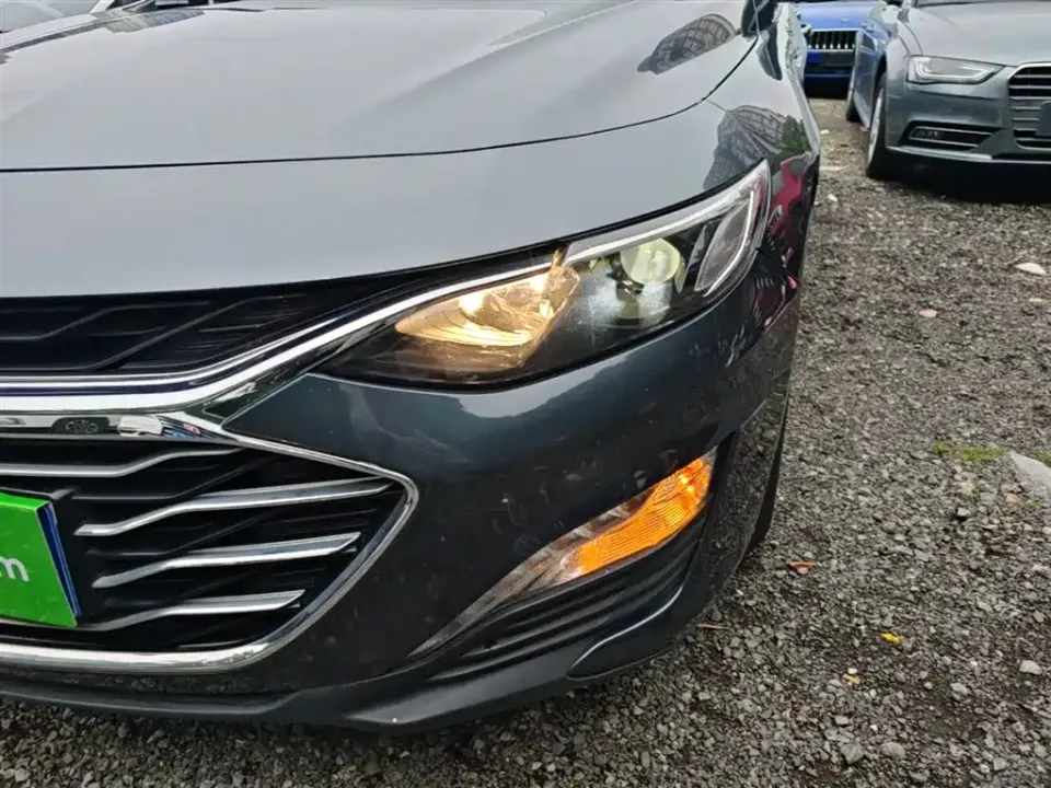Chevrolet Malibu XL