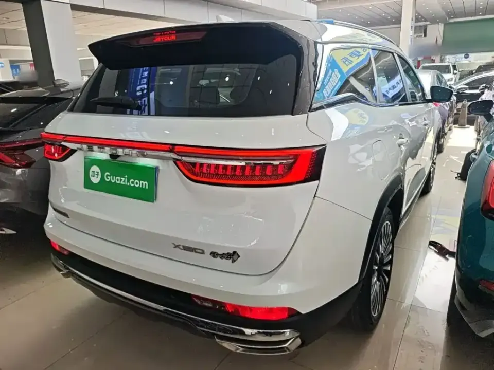 Jetour X90