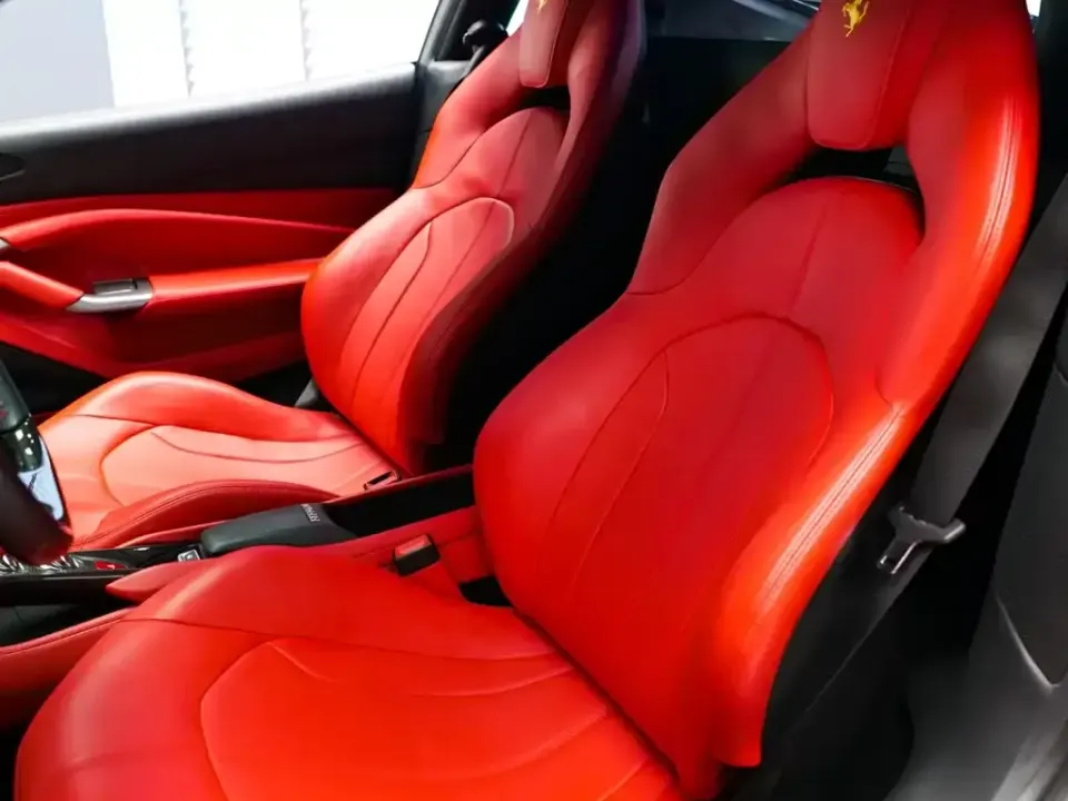 Ferrari F8