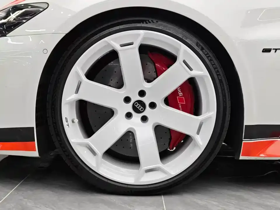 Audi RS 6