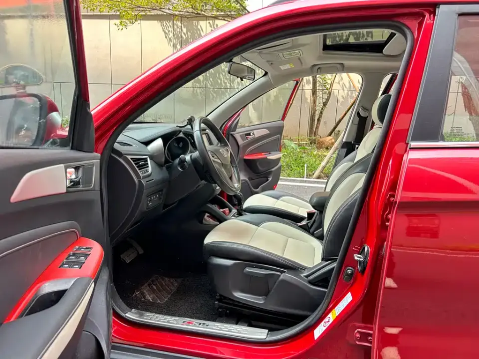 Changan CS35
