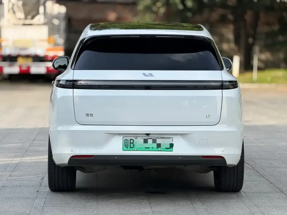 Li Li L7
