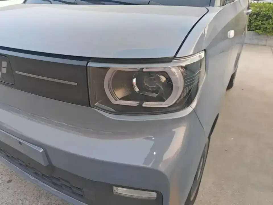 Wuling MINIEV