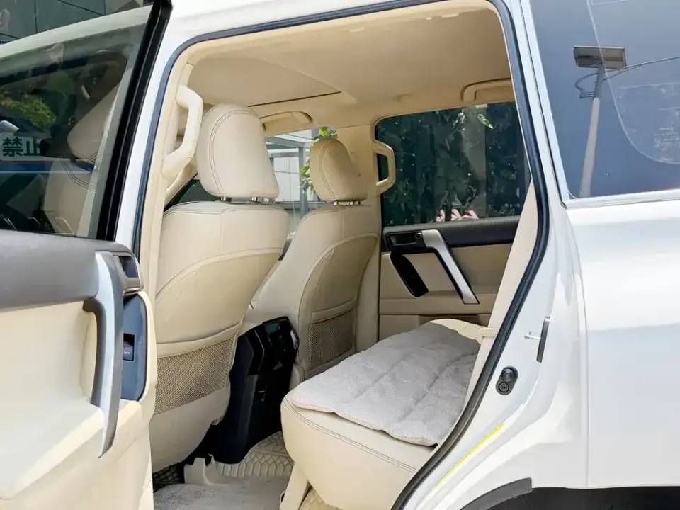 Toyota Prado (Import)
