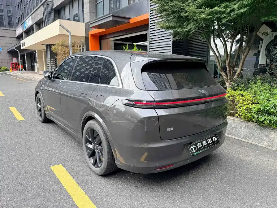 Li Li L7