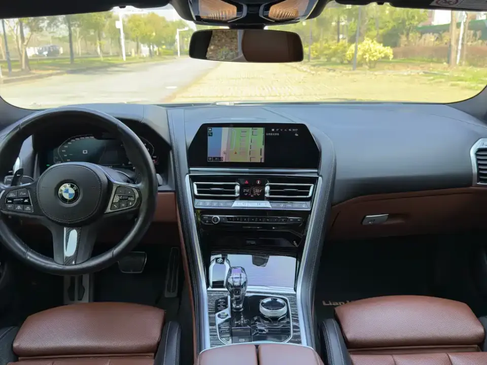 BMW 8 Series