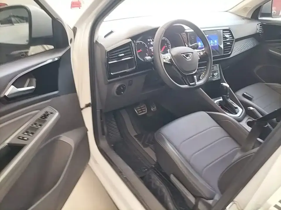 Jetta VS5