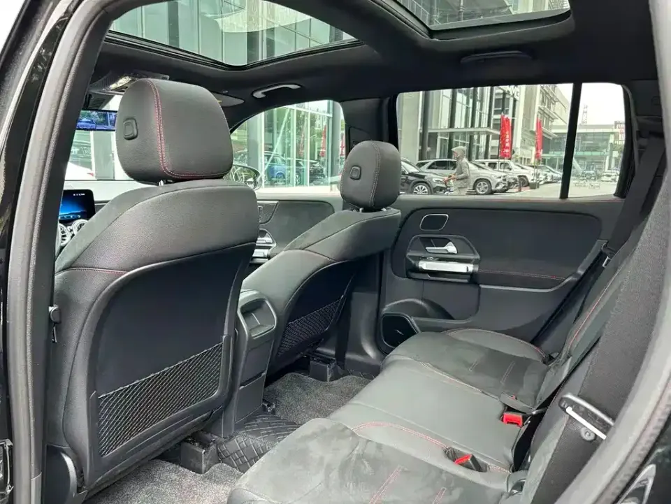 Mercedes-Benz GLB AMG